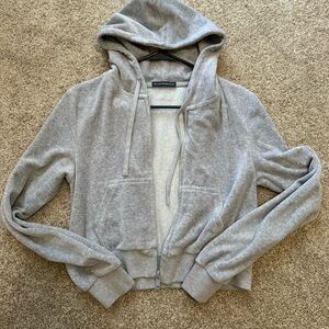 brandy melville cropped velvet jacket